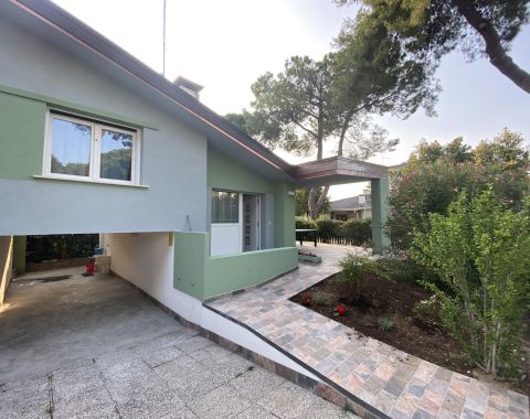 VILLA FIORI