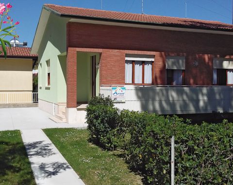 Villa Tullia-rinnovata-lavatrice-A/C-Wi-Fi 027034-LOC-04349