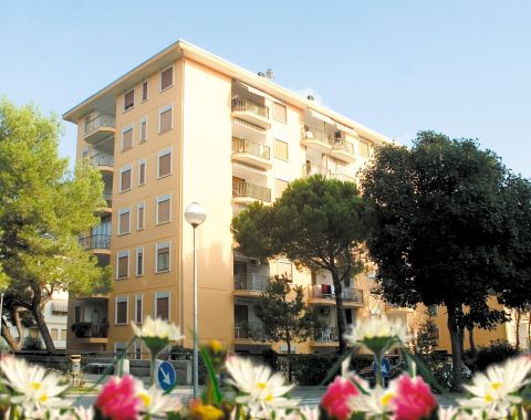 CONDOMINIO GIULIANA