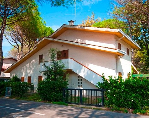 AZALEA VILLA