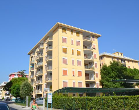 GIULIANA A/B