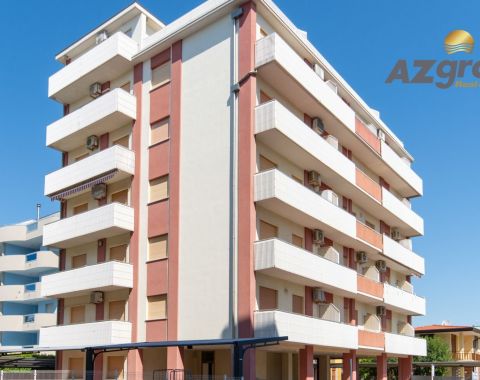 CONDOMINIO TETI