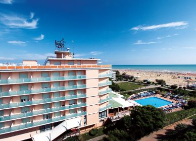 Hotel Royal Via Firmamento, 7  