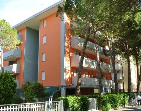 CONDOMINIO TIZIANO