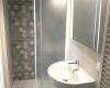 Badezimmer mit Dusche